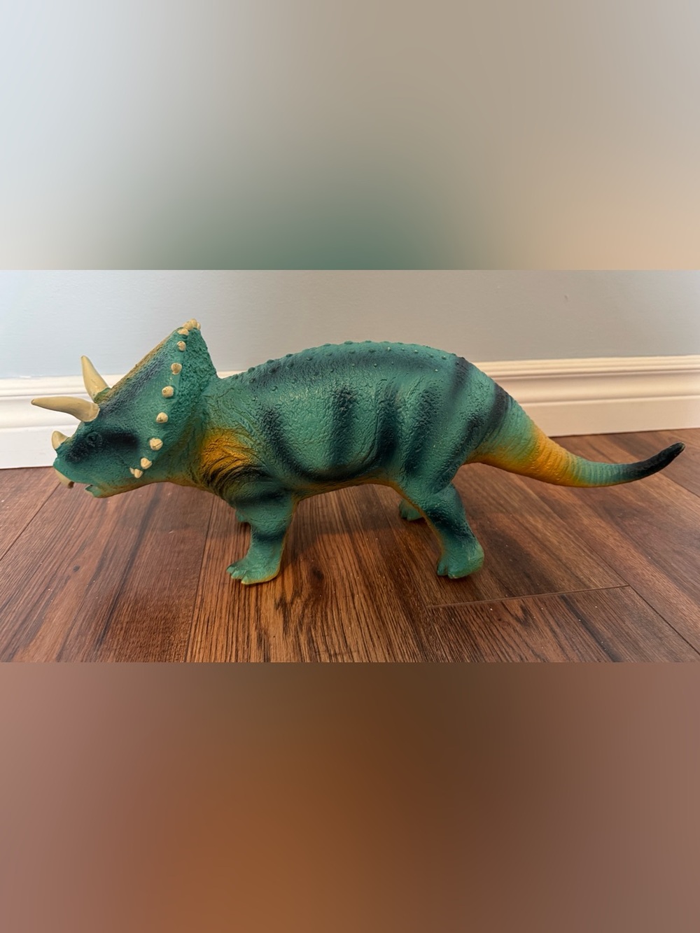 Toysmith Epic Dinos Large Triceratops Vinyl Dinosaur Toy Figure Green